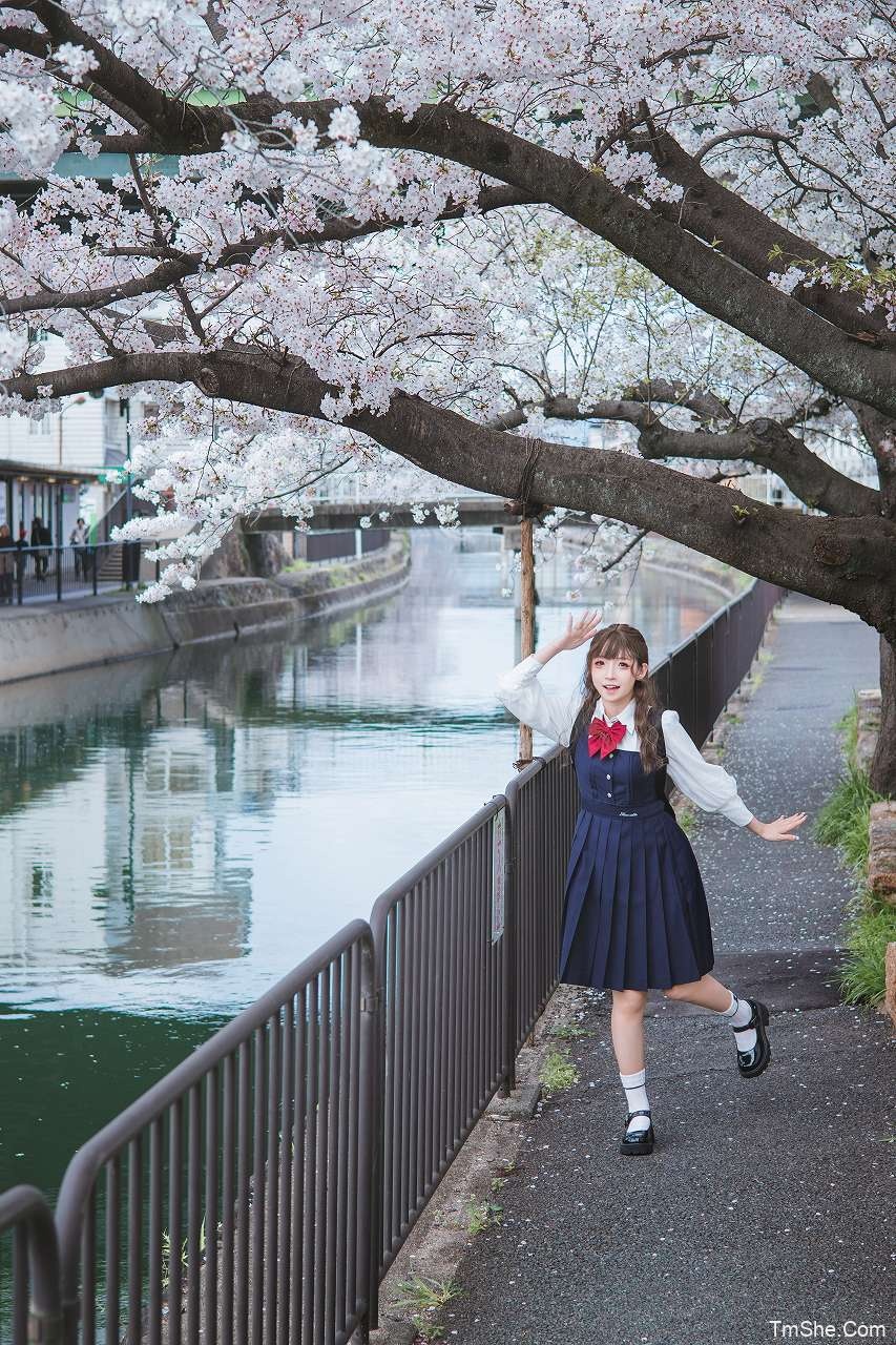 「祖木子」日本旅拍 – 河岸白樱(38P/462MB)-猫萌