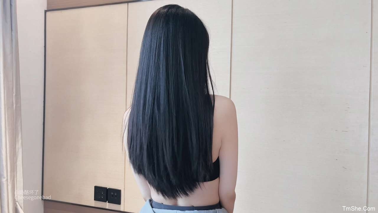 「Cheese奶酪坏了」视频 – 灰丝空姐(2V/1.76GB)-猫萌