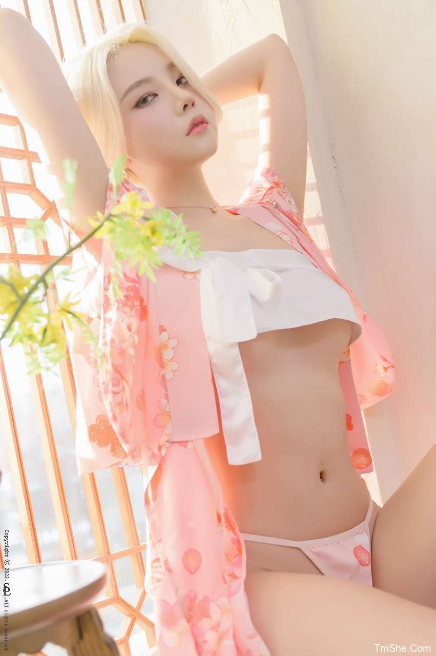 Yuna (윤아)图包 - SAINT Photolife Camellia(60P/285MB)-猫萌