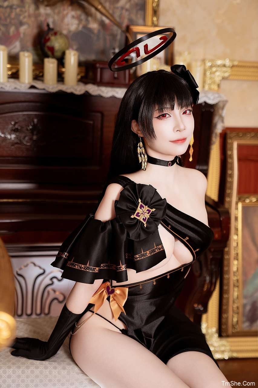 「二佐Nisa」调月莉音 – 原皮 礼服(30P/1V/1.3GB)-猫萌