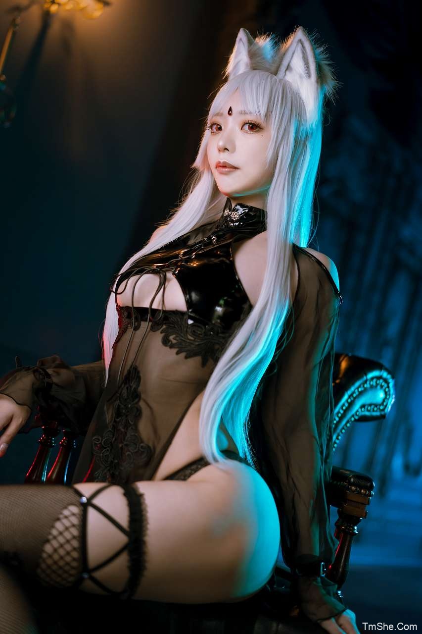 くろてぃあ (くろ) 写真集 – KEMOMIMI BLACK(145P/269MB)-猫萌