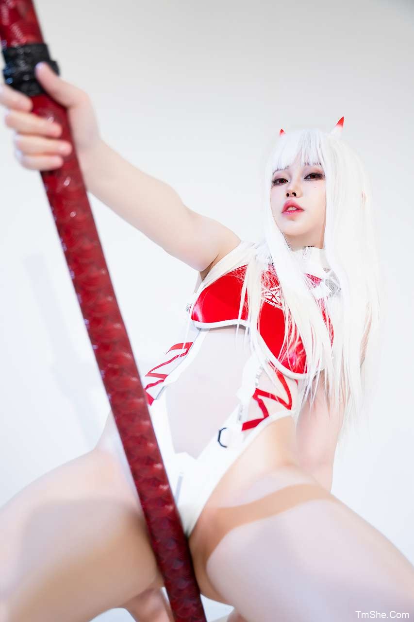 「猪突猛蛋」绘画参考 – 电竞武士(54P/1V/716MB)-猫萌