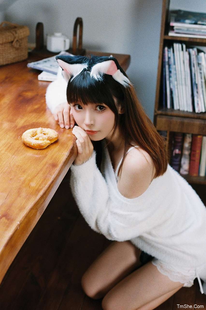 「祖木子」阁楼猫咪 + 娃娃机JK(35P/199MB)-猫萌