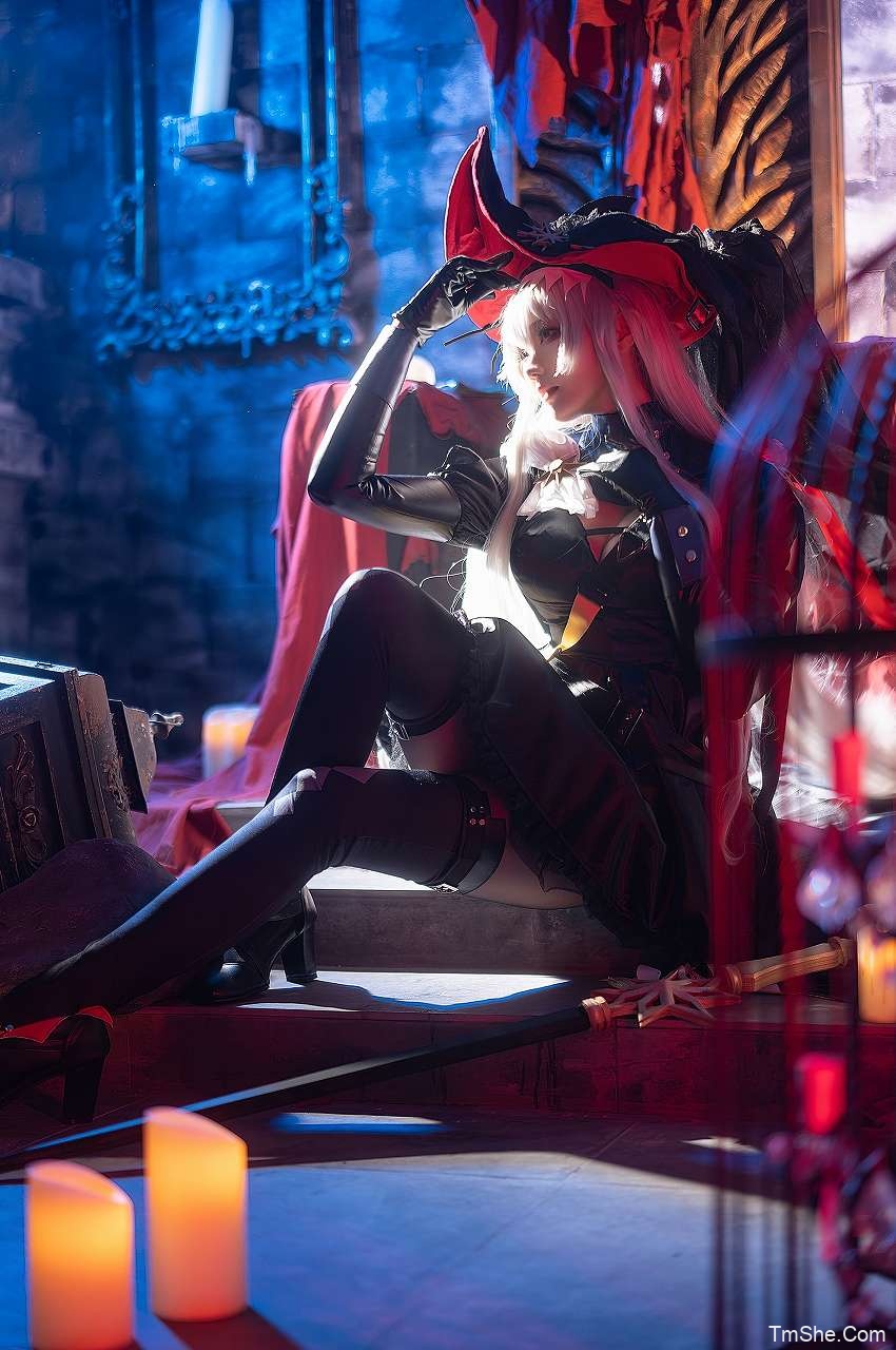 「瓜希酱」明日方舟 – 幽灵鲨(18P/100MB)-猫萌