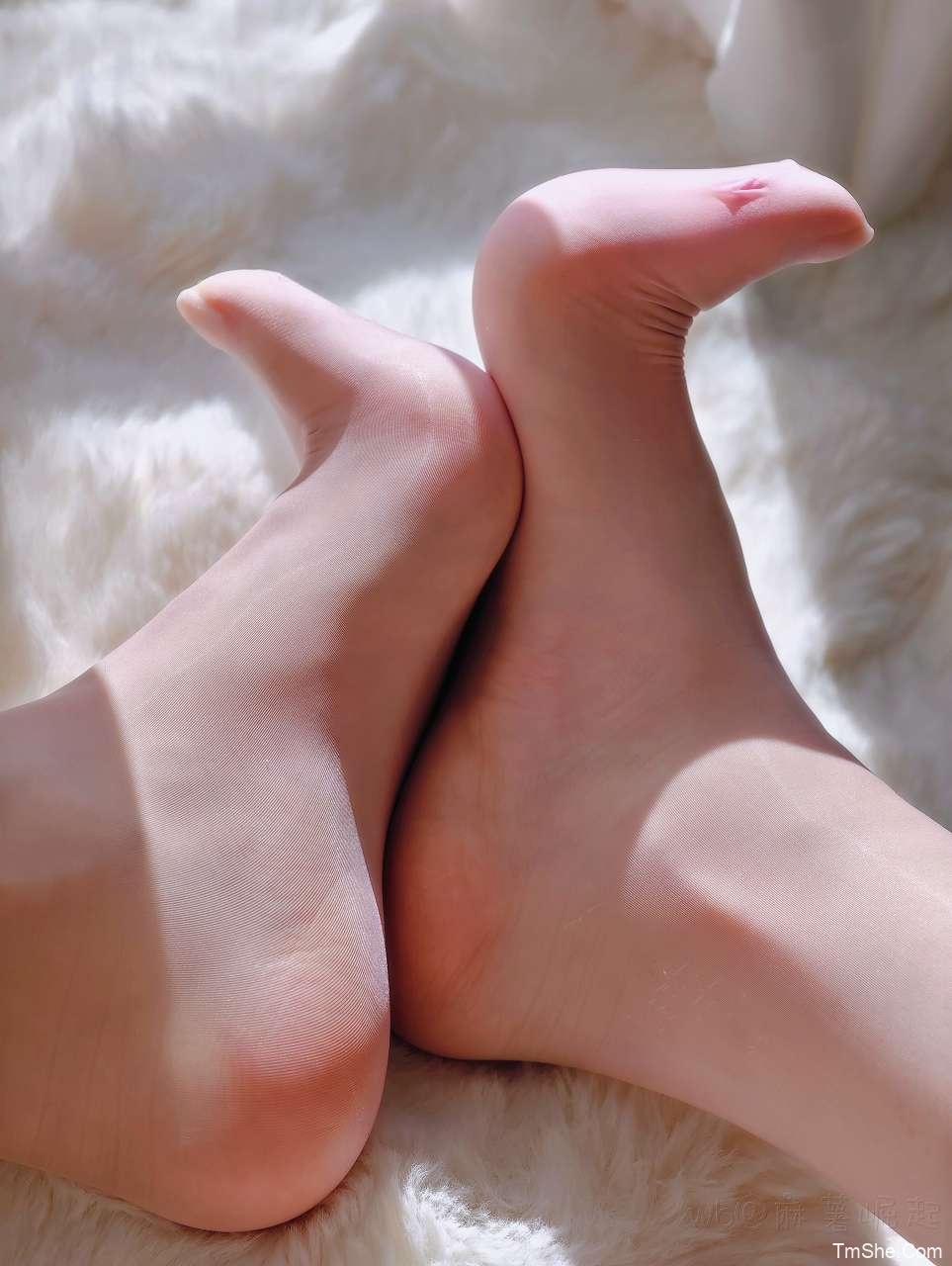 「麻薯好吃」自摄图集 – 仙仙蝴蝶(52P/195MB)-猫萌