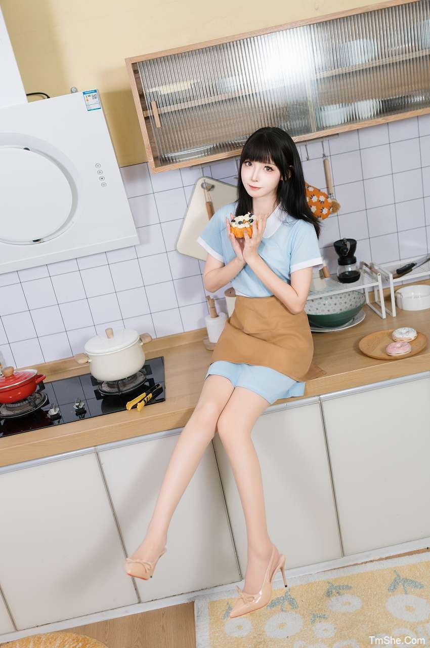 「祖木子」摄影素材 – 好利来 制服(40P/1.12GB)-猫萌