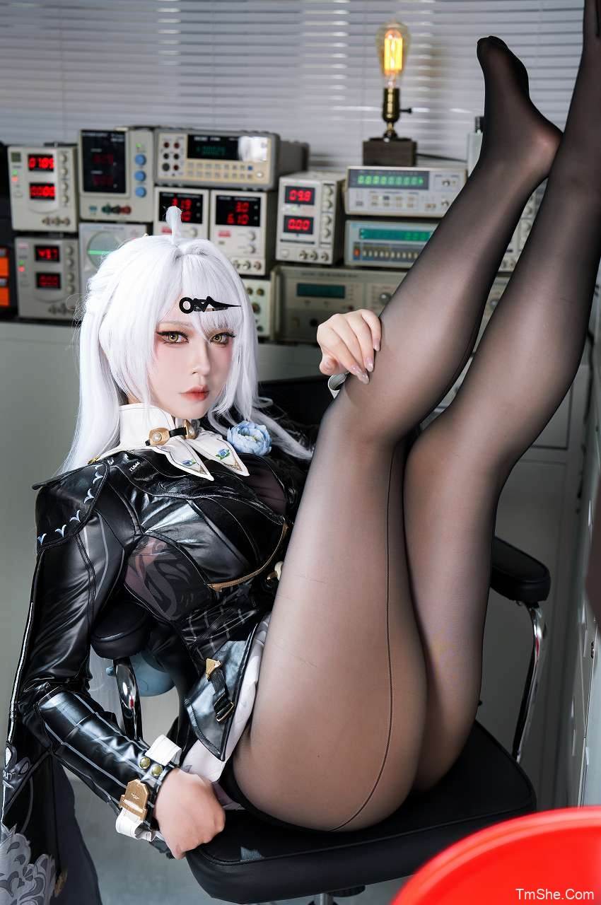 「半半子」绘画参考 – 儀玄師匠(51P/4V/566MB)-猫萌
