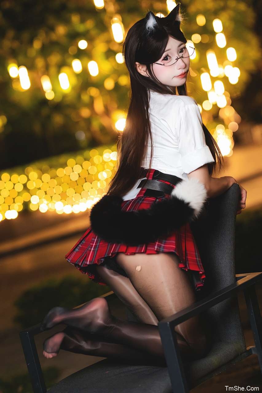 「COSER小梦酱」摄影素材 – 红格JK(60P/1.29GB)-猫萌