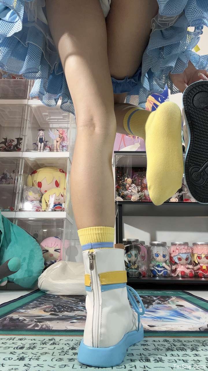 「白栎Shirly」绘画参考 – 藤田琴音 打歌服(88P/15V/3.85GB)-猫萌