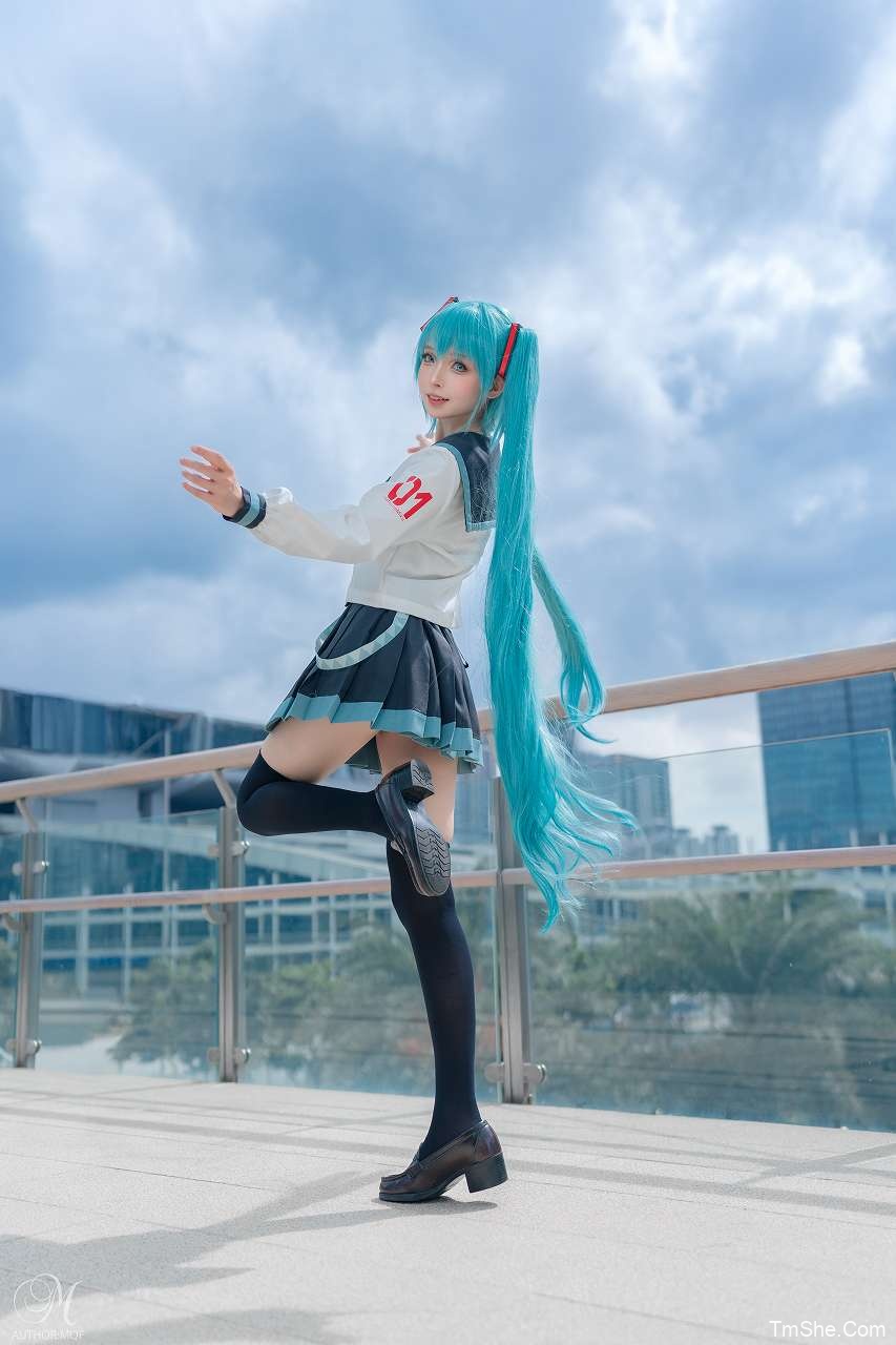 「祖木子」刻晴旗袍 + 初音JK(23P/235MB)-猫萌
