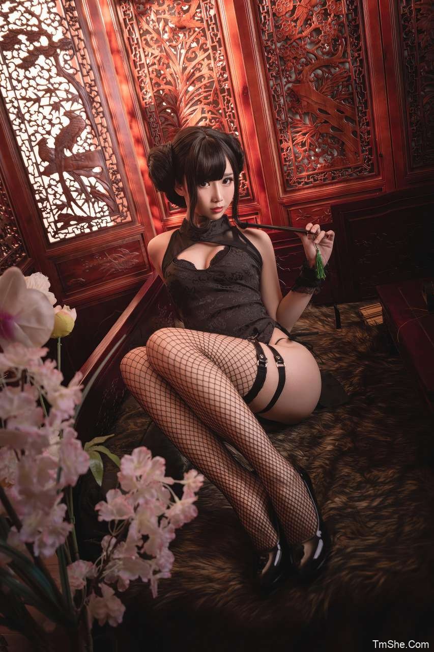 「面饼仙儿」绘画参考 – 魔女旗袍(33P/322MB)-猫萌