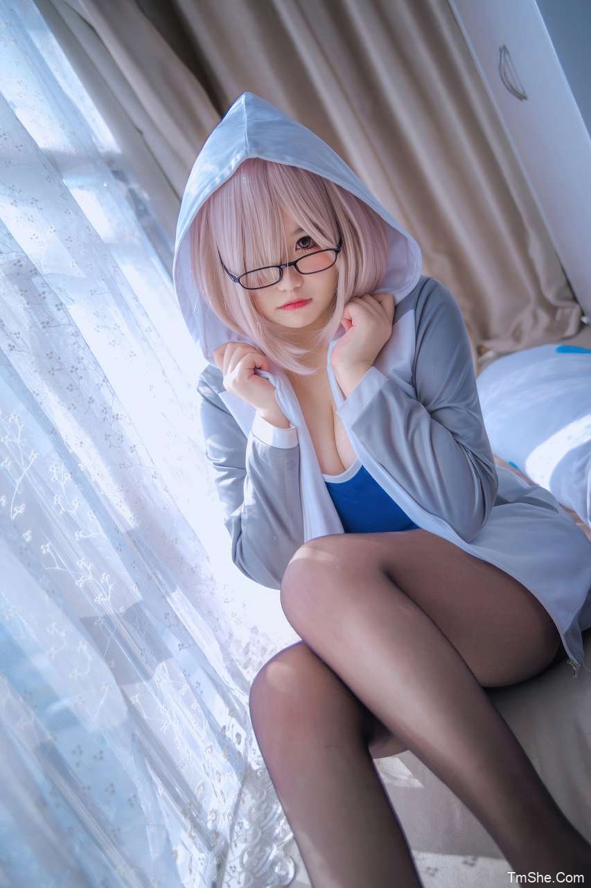 「阿半今天很开心」玛修同人 – 体操服(20P/162MB)-猫萌