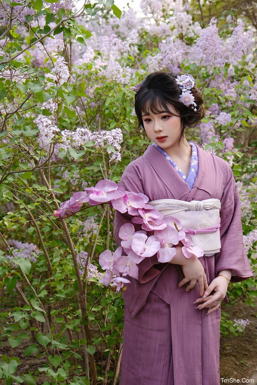 「皮皮奶可可爱了」摄影作品 – 紫和服(33P/1.22GB)-猫萌