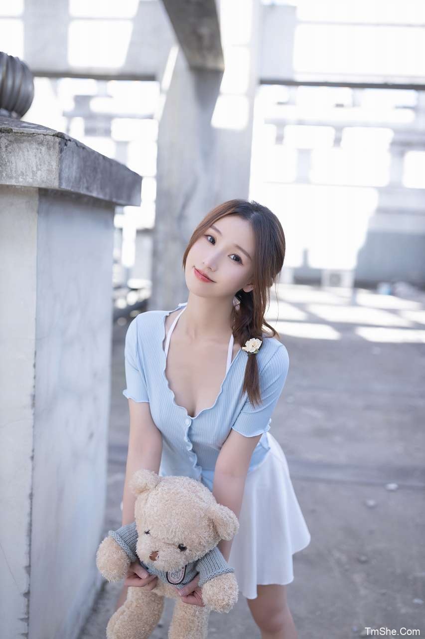 「杏子」摄影图集 – 天台(120P/1.28GB)-猫萌
