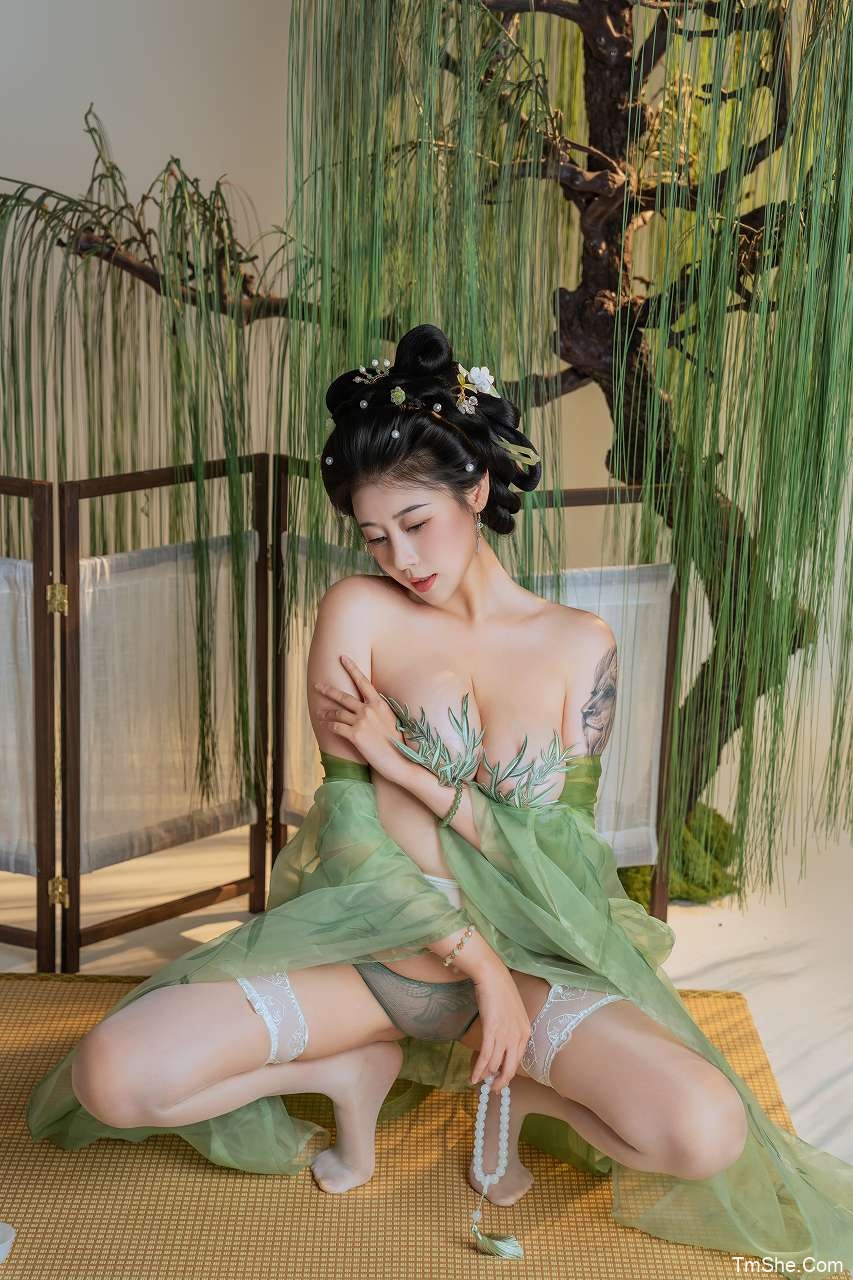 「奈汐酱nice」摄影作品 – 拾翠(90P/1V/3.05GB)-猫萌