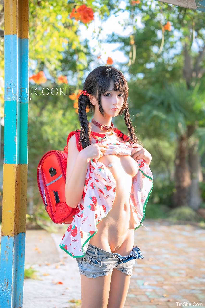 「曲奇软fufu」摄影作品 – 逛公园(64P/576MB)-猫萌