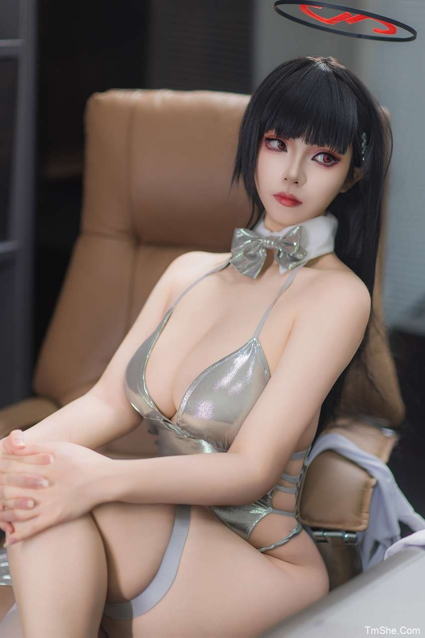 「珟_珏Dita」绘画素材 莉音同人 – 银色礼服(90P/845MB)-猫萌