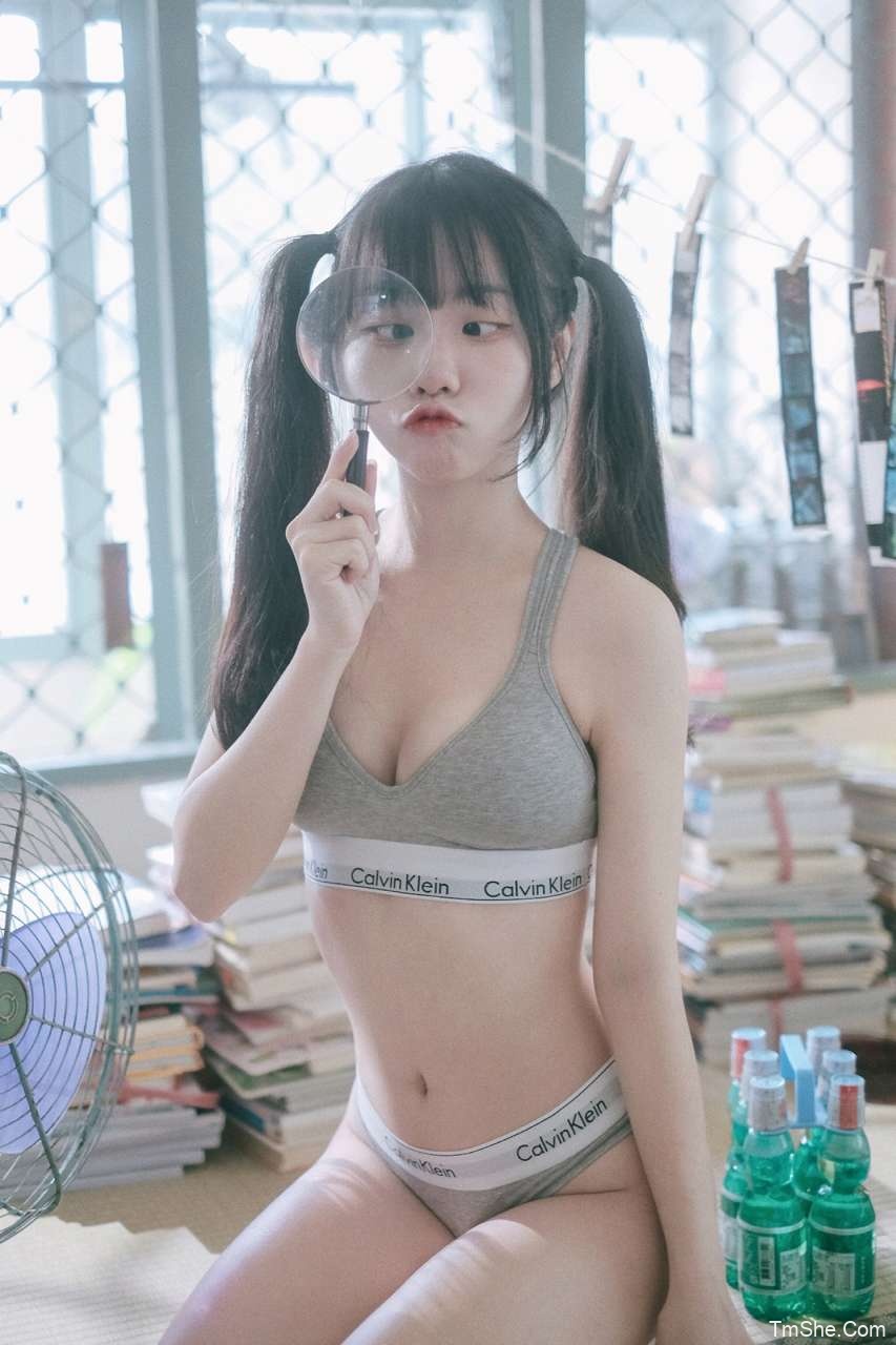 「可可小白兔」摄影素材 - 居家可攜帶小蘿莉(22P/40MB)-猫萌