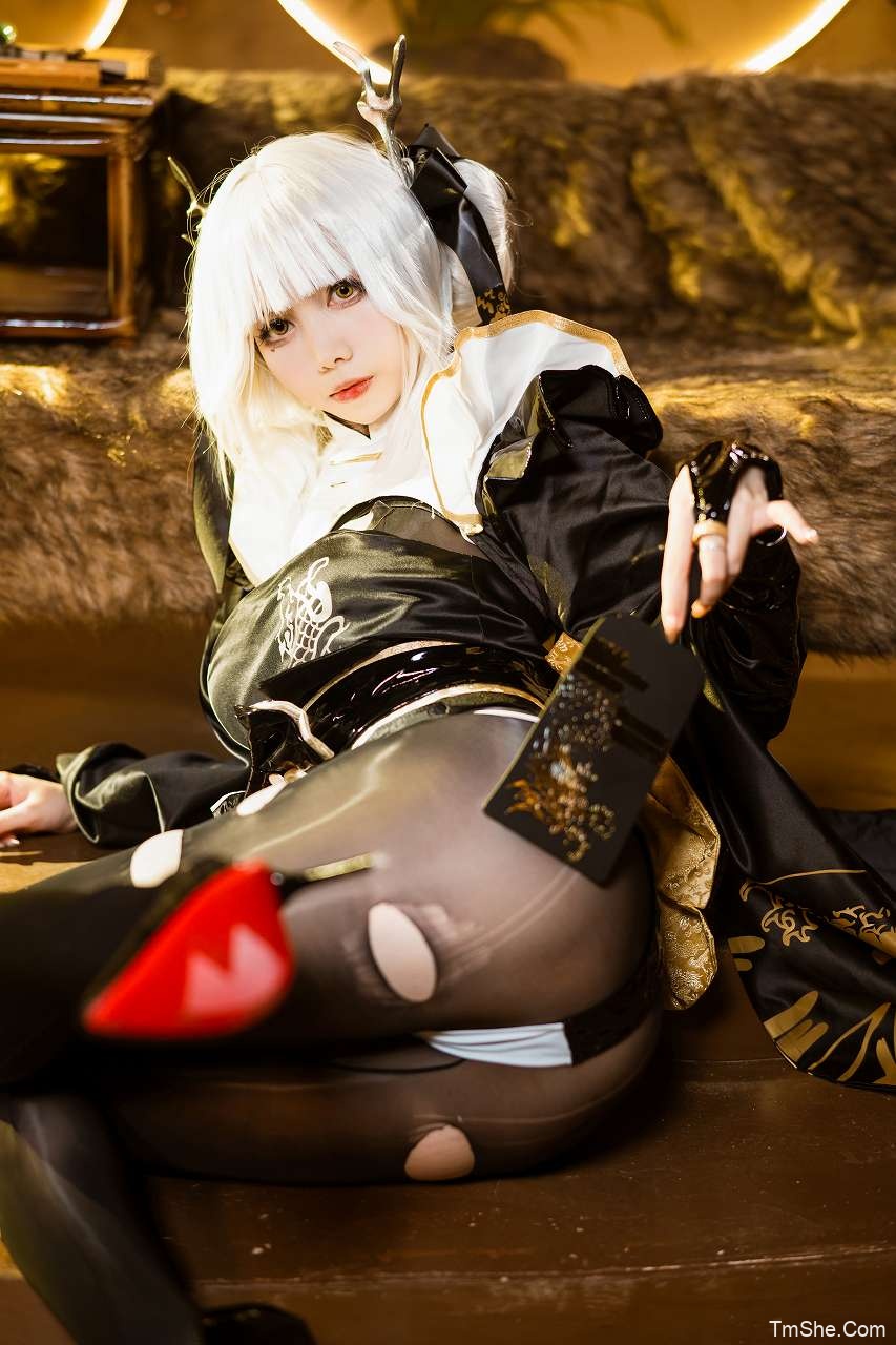 「魅瞳Meroko」绘画参考 – Nikke和服白兔(56P/739MB)-猫萌