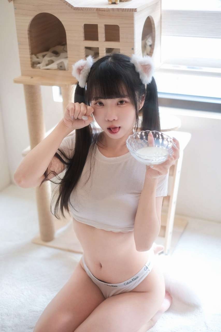 「可可小白兔」小貓娘想被主人疼愛(69P/1V/132MB)-猫萌