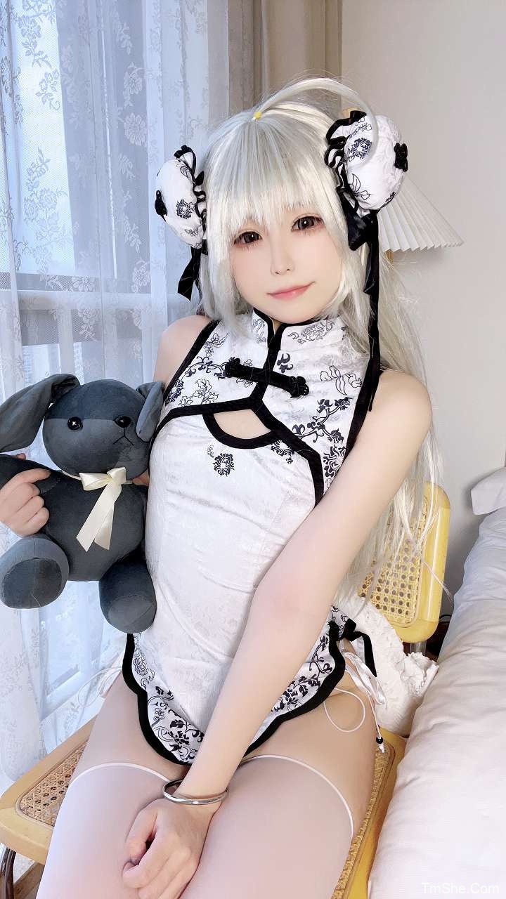 「Quan冉有点饿」绘画素材  – 穹妹旗袍(27P/135MB)-猫萌