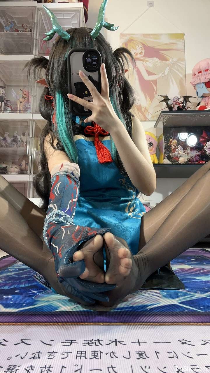 「白栎Shirly」绘画参考 – 夕染尘烟(130P/26V/4.06GB)-猫萌