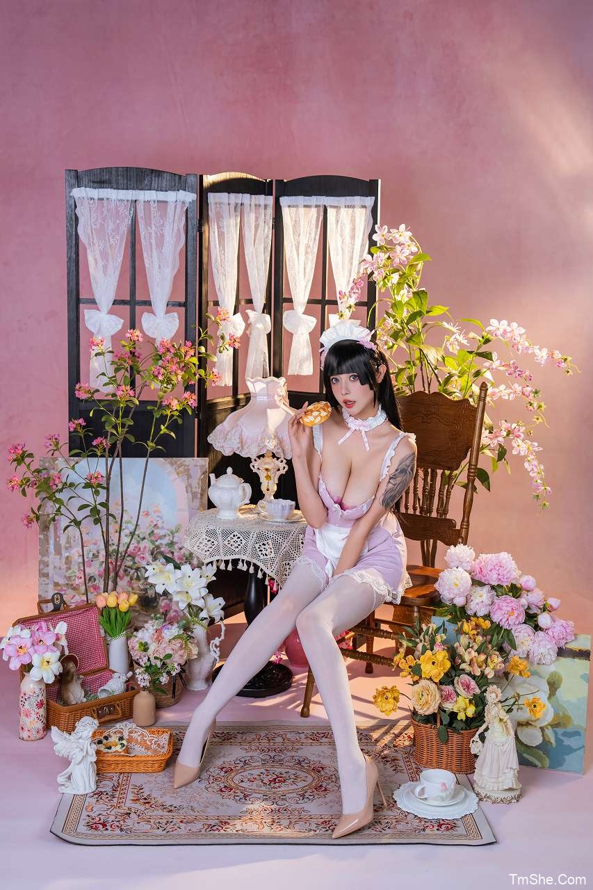 「云溪溪」奶桃&奈汐酱nice – 侍花礼(100P/1V/3.38GB)-猫萌