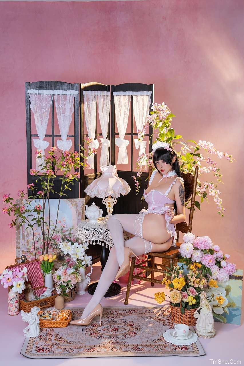 「云溪溪」奶桃&奈汐酱nice – 侍花礼(100P/1V/3.38GB)-猫萌