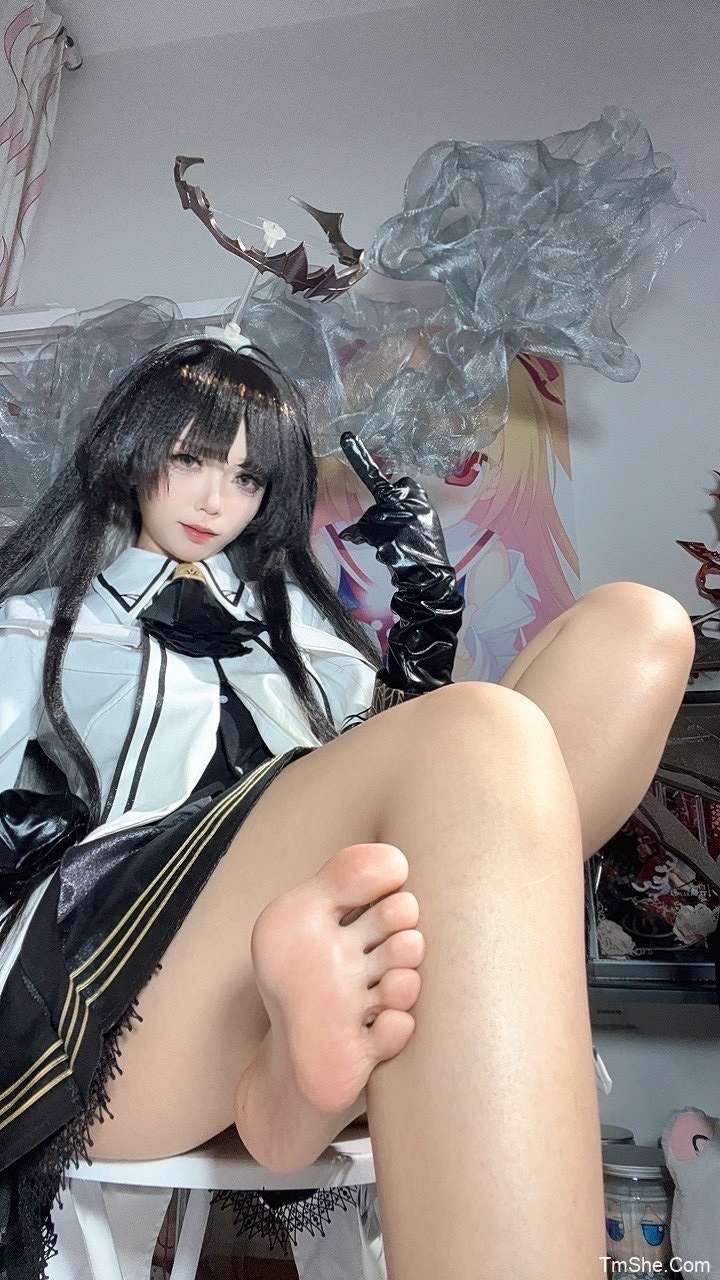 「白栎Shirly」绘画参考 – 阿尔图罗(130P/28V/3.05GB)-猫萌