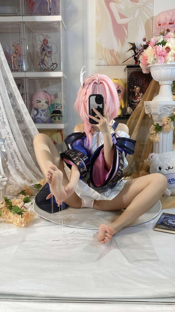 「白栎Shirly」绘画参考 – 昔涟(130P/875MB)-猫萌