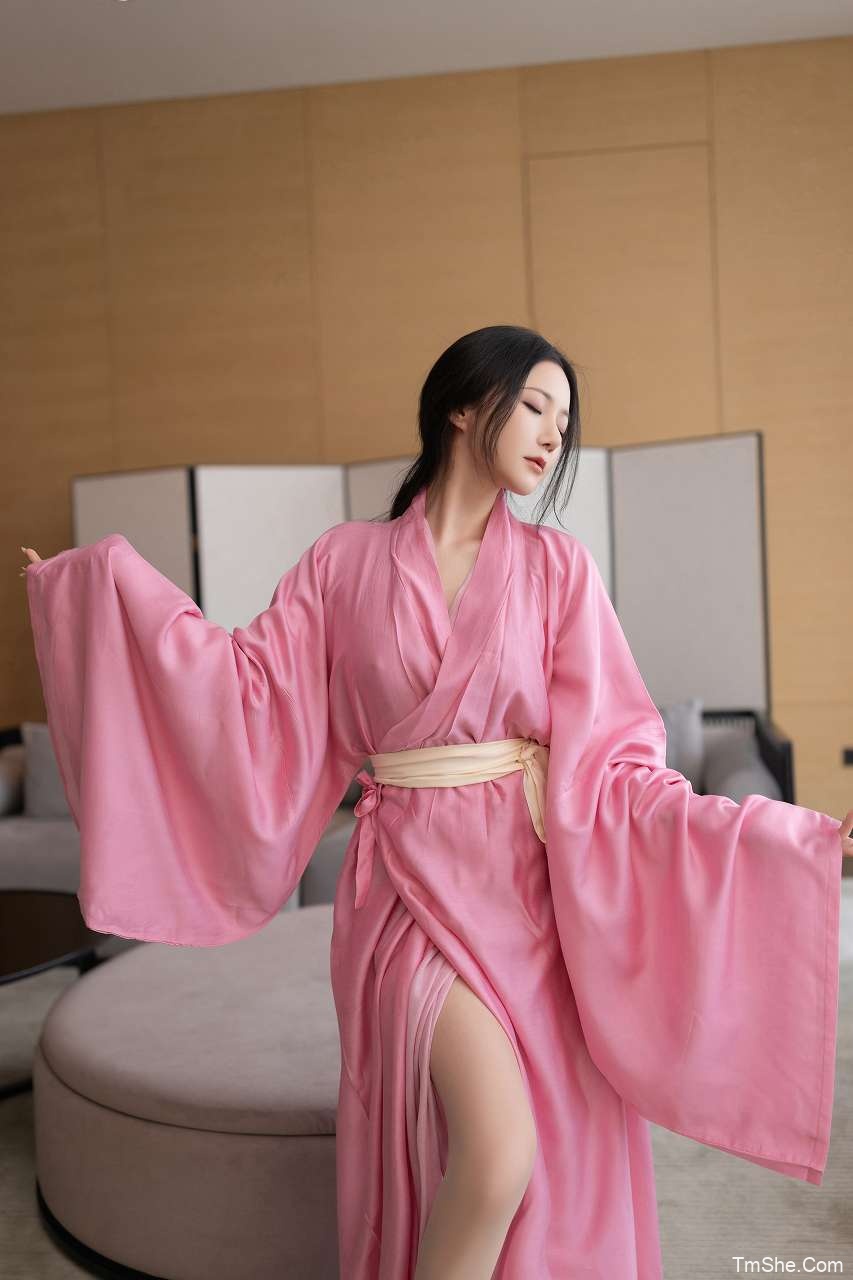 「鱼子酱fish」摄影作品 – 月影纱(120P/1.19GB)-猫萌