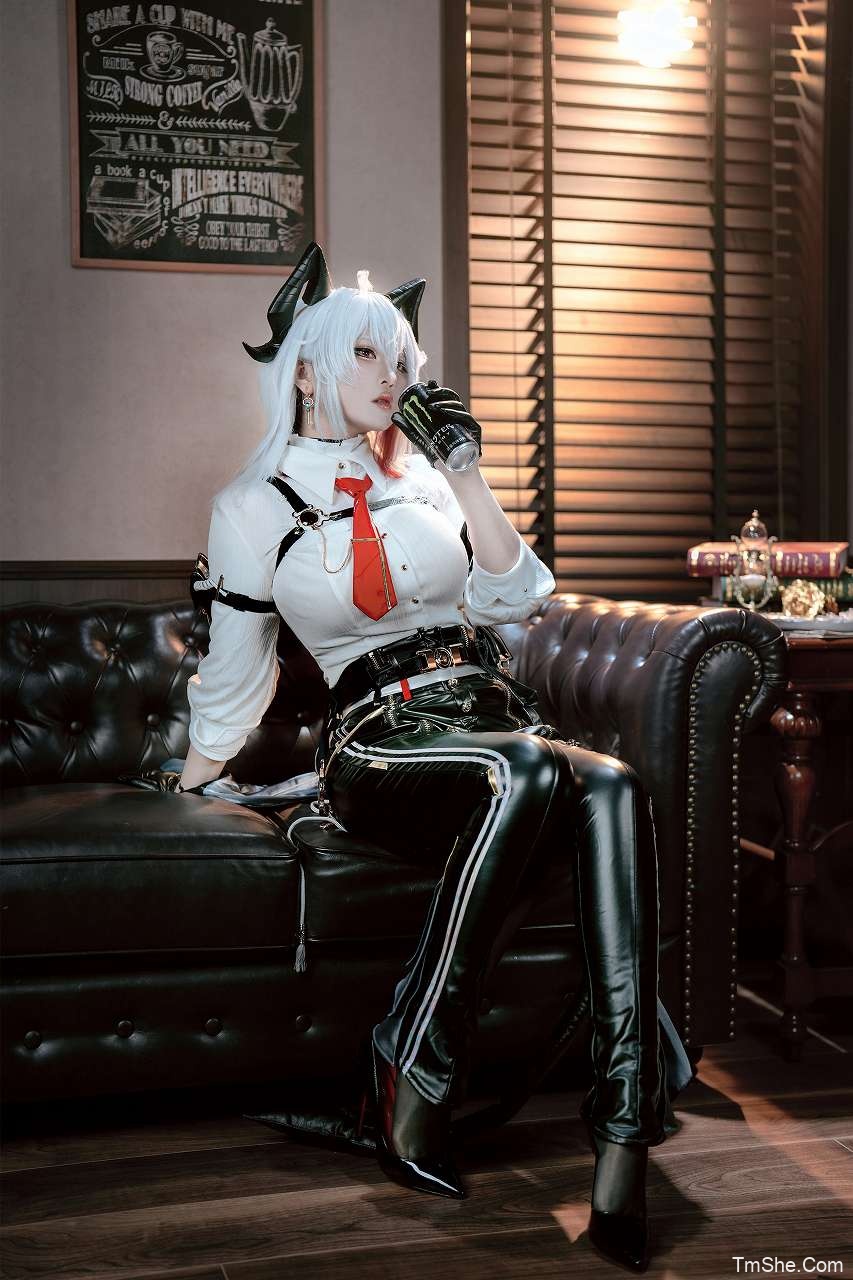 「半半子」绘画参考 – Zanni(57P/3V/360MB)-猫萌
