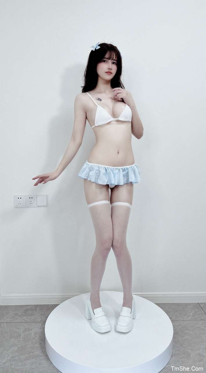 「鹿八岁baby」绘画素材 – 改良JK内衣(37P/257MB)-猫萌