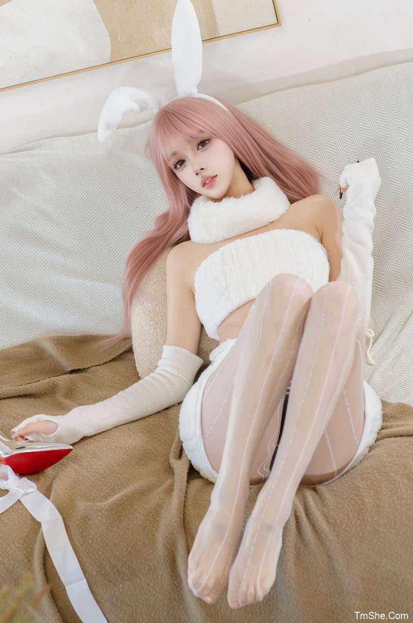 「过期米线线喵」摄影作品 – 乖乖小兔叽(94P/752MB)-猫萌