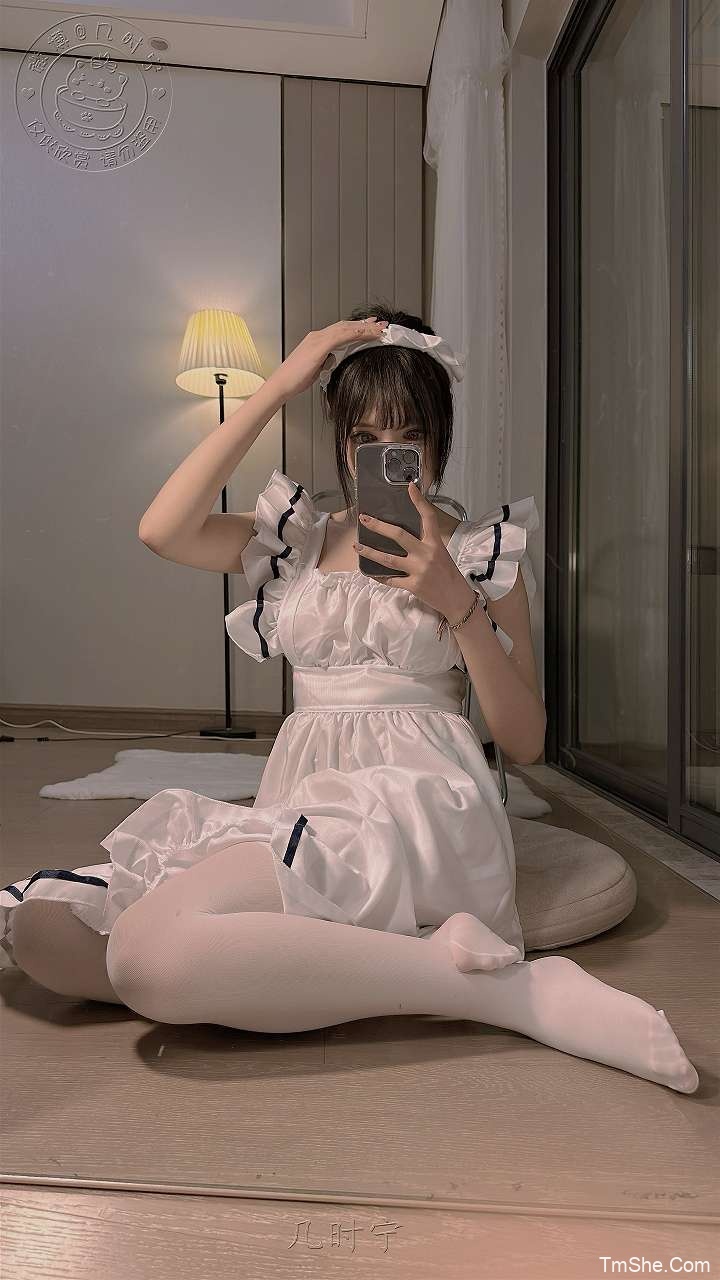 「几时宁」26年01月​​​ – 枣子姐&蓝色露背(83P/3V/1.40GB)-猫萌