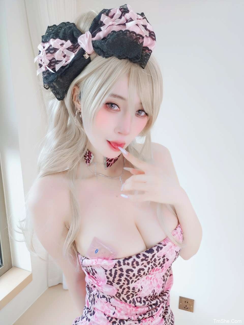 「白银81」视频图包 – 自撮Vol.101(59P/8V/1.27GB)-猫萌