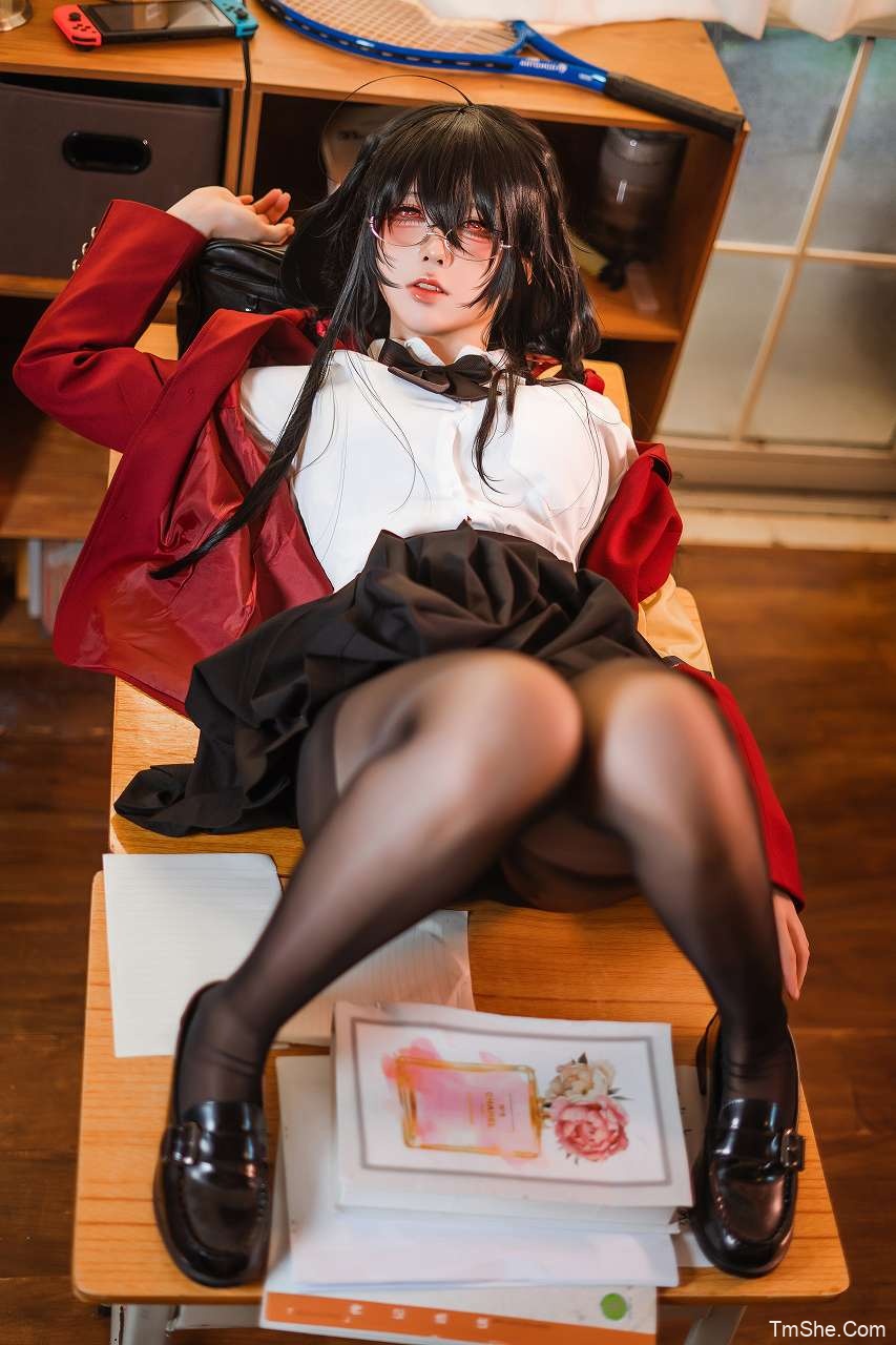 「渊秧」碧蓝航线 – 大凤COS写真本 电子档(65P/2V/1.82GB)-猫萌