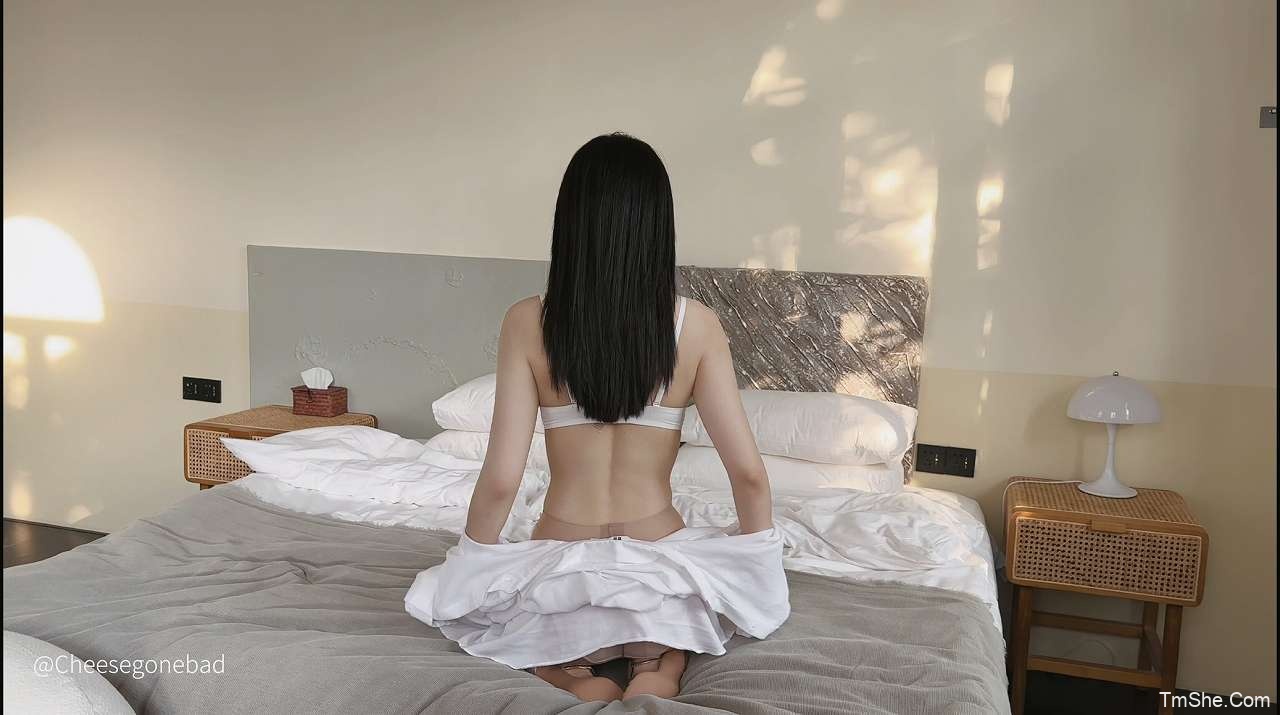 「Cheese奶酪坏了」视频 – 衬衣 超薄亮丝01(2V/2.67GB)-猫萌