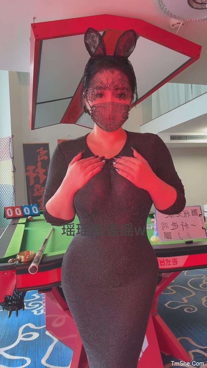 「瑶瑶摇摇摇w」绘画素材 – 台球助教(114P/1V/2.59GB)-猫萌