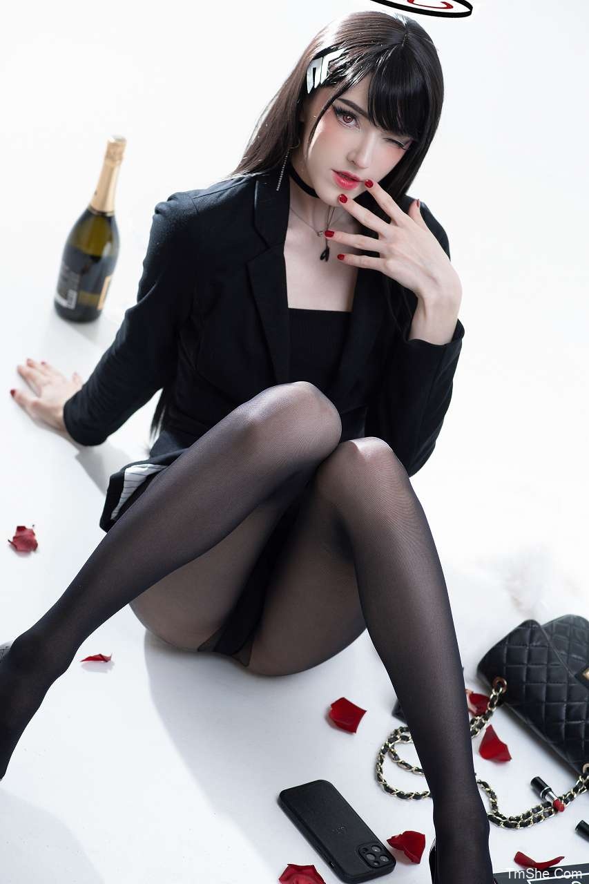 「CandyBall」Rio Tsukatsuki New Year(42P/11V/642MB)-猫萌