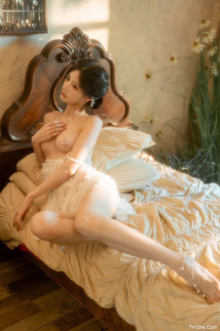 「铁手叫兽」内部会员专属 – 橙子 小白裙(50P/1.10GB)-猫萌