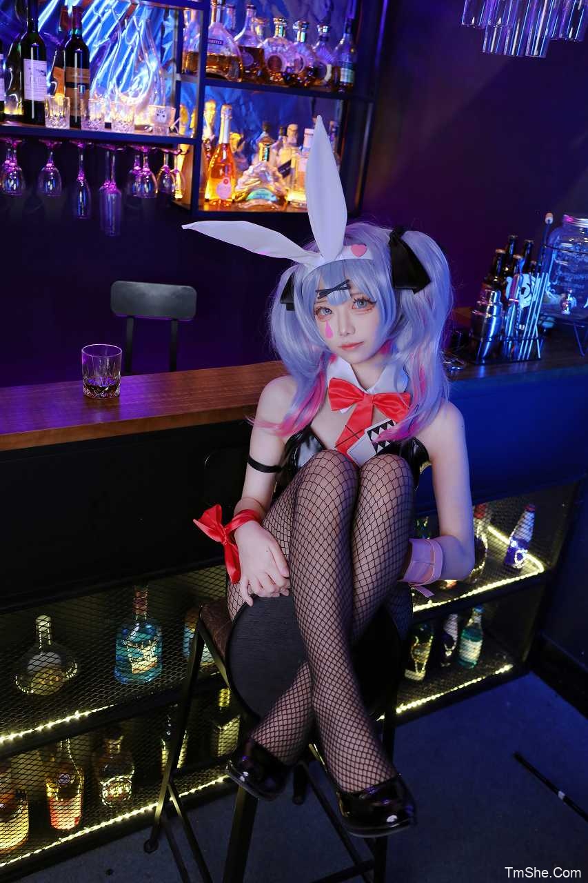 御子miko(miko3) 绘画参考 – 水色病服&兔子洞初音(34P/240MB)-猫萌