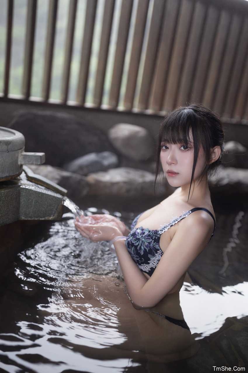 「凌晨Lingchen」摄影作品 – 温泉(68P/106MB)-猫萌