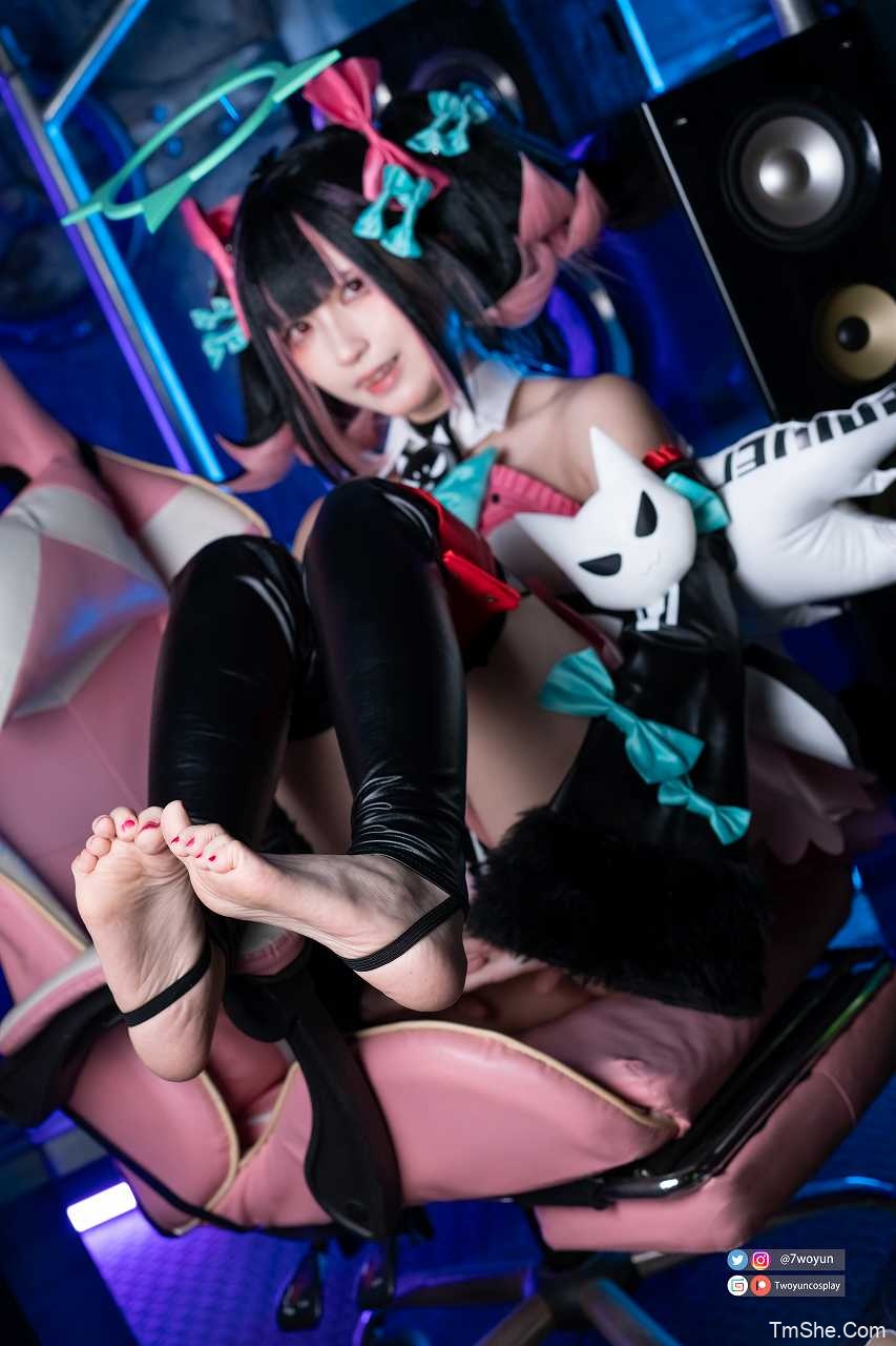 「twoyun小漾漾」26年02月 – 视图订阅(244P/15V/2.02GB)-猫萌