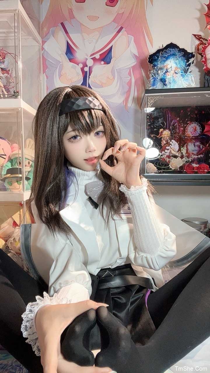 「白栎Shirly」电子素材 – 普瑞赛斯(130P/25V/5.75GB)-猫萌