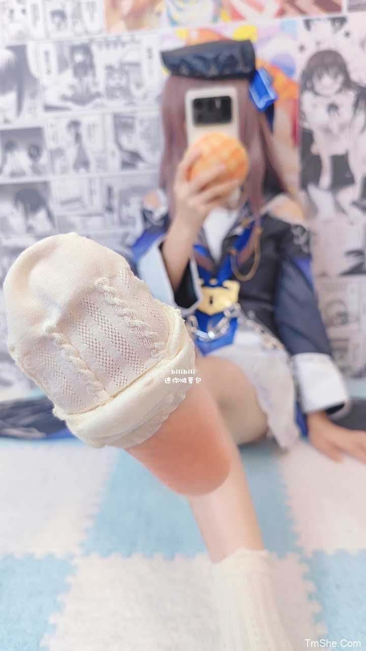 「迷你啵萝包」电子素材 – 黑塔&水神芙宁娜(47P/165MB)-猫萌