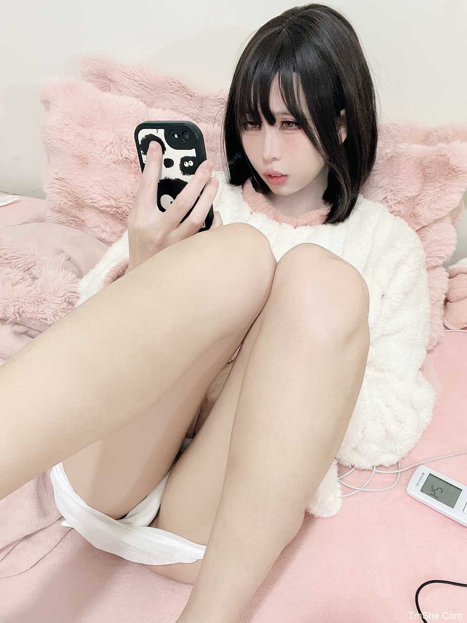 「上杉绘梨落」绘画素材 – 居家电影&贤惠女友(89P/658MB)-猫萌