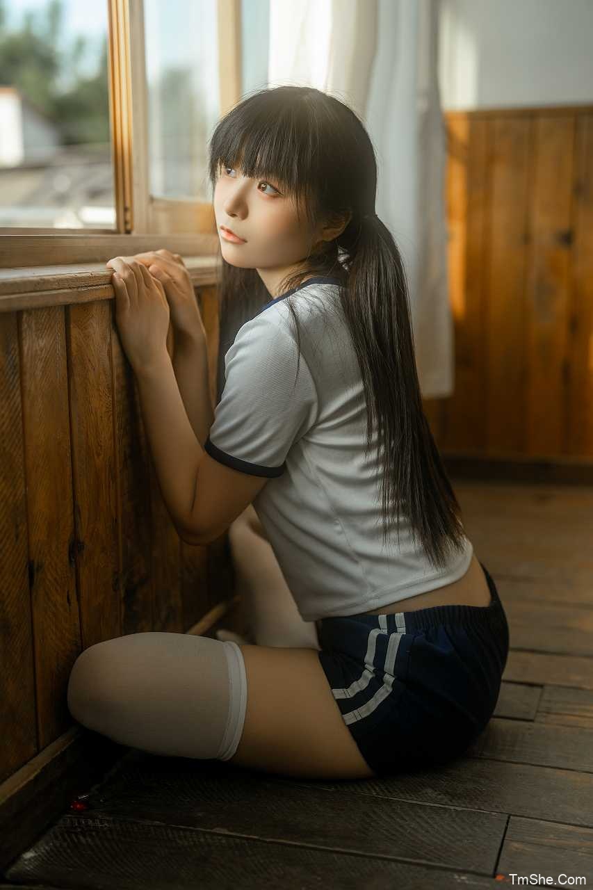 「铁手叫兽」内部会员专属 – 叶子 午后教室(33P/1V/2.38GB)-猫萌