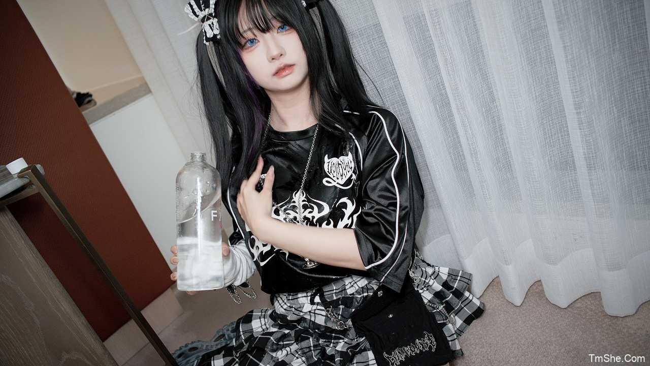 (Wendydydydy’s)酱油 – EP78 Subculture Shiny Jersey Girl Lotion Milk Bath(268P/1V/4.88GB)-猫萌
