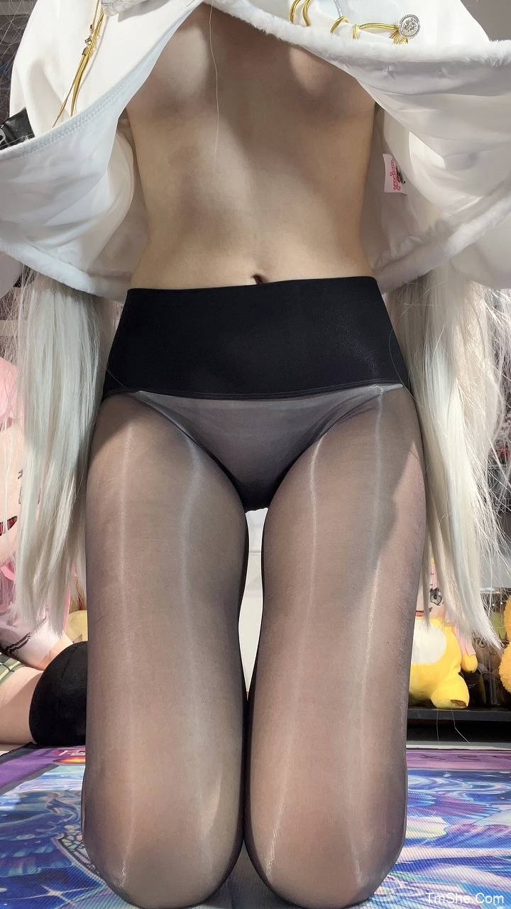 「白栎Shirly 」电子素材 – 白兔幸运列车(130P/23V/5.52GB)-猫萌